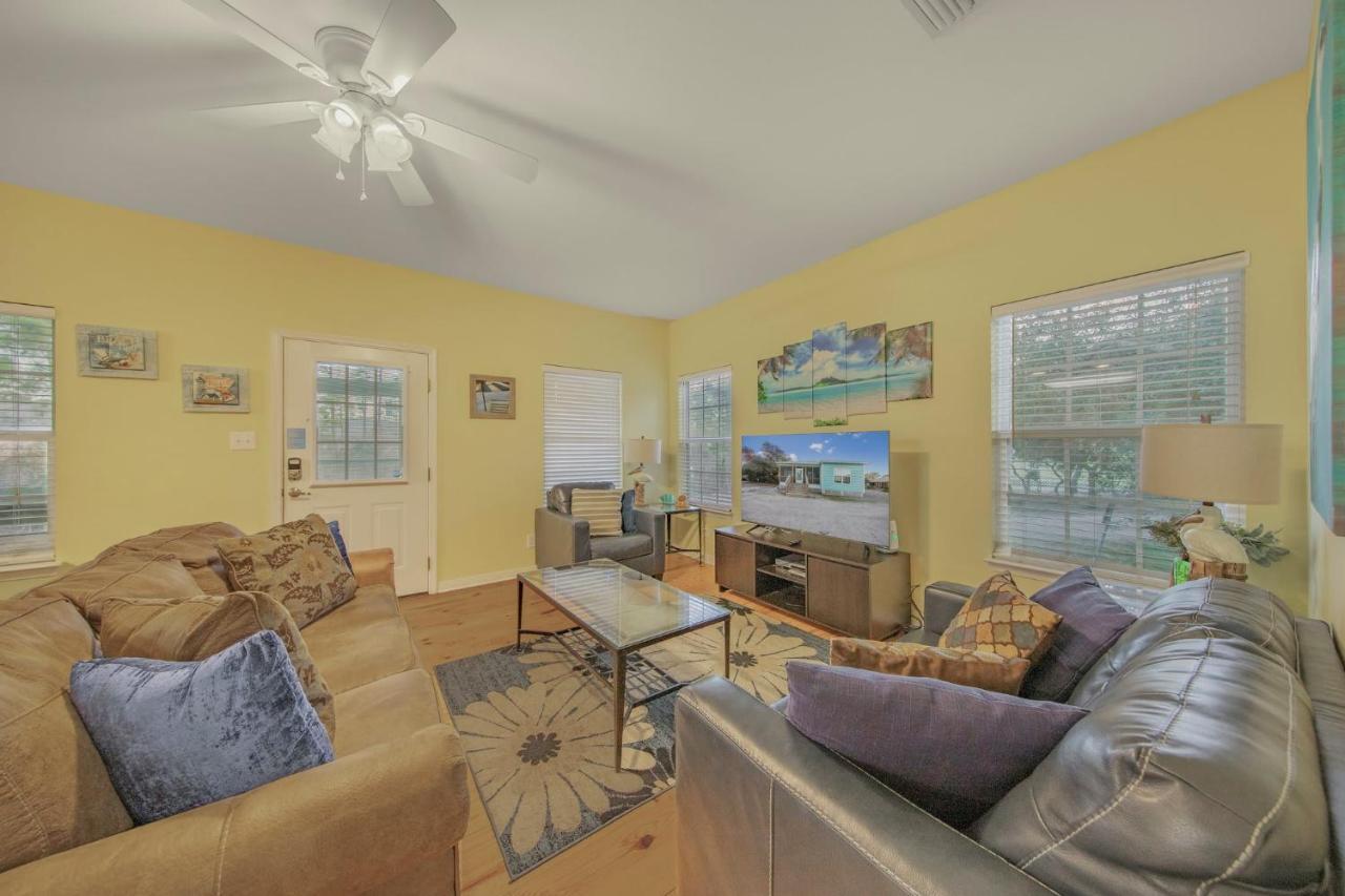 Peaceful Cottage In Fort Morgan Pool And Hot Tub กัลฟ์ชอร์ส ภายนอก รูปภาพ